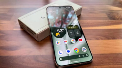 Google Pixel 10 Pro review product photo for Numerello on a modern desk showcasing the camera visor, LTPO OLED display, and Tensor G5 silicon callouts.